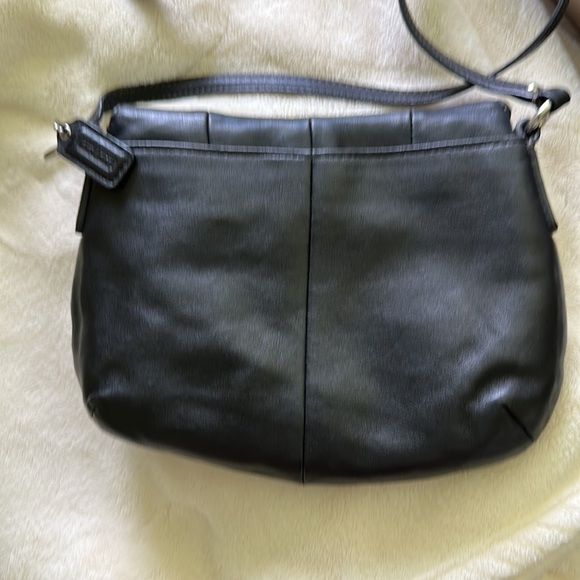 Coach - Picture 4 of 6